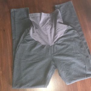 Gray skinny leg Motherhood Maternity full panel